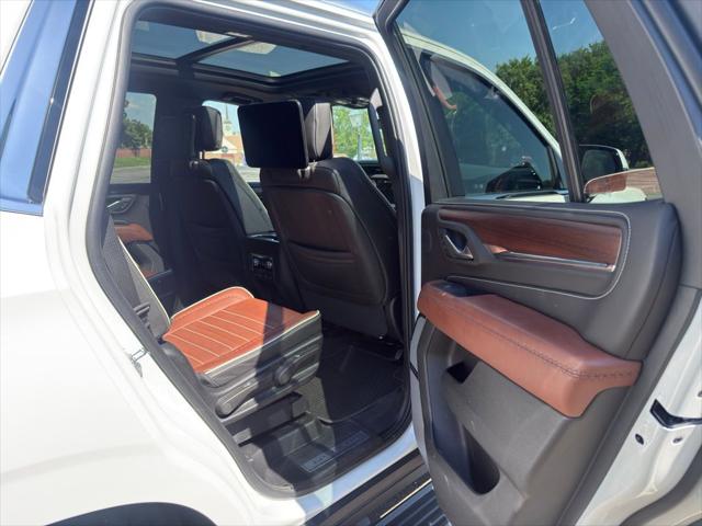 2024 GMC Yukon Denali Ultimate - Photo 19