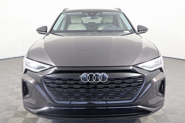 2024 Audi Q8 e-tron