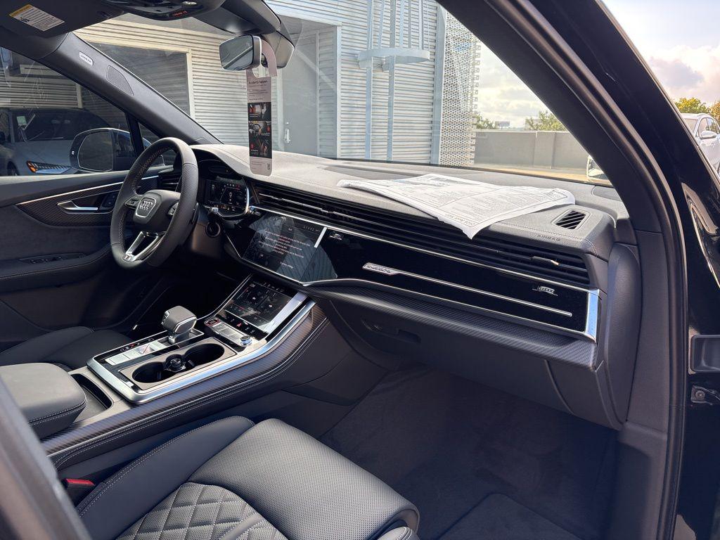 2026 Audi SQ7 Premium Plus - Photo 15
