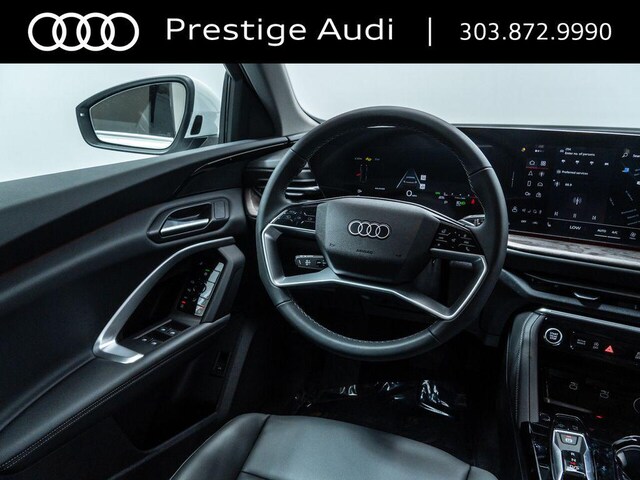 2025 Audi Q5 Premium - Photo 23