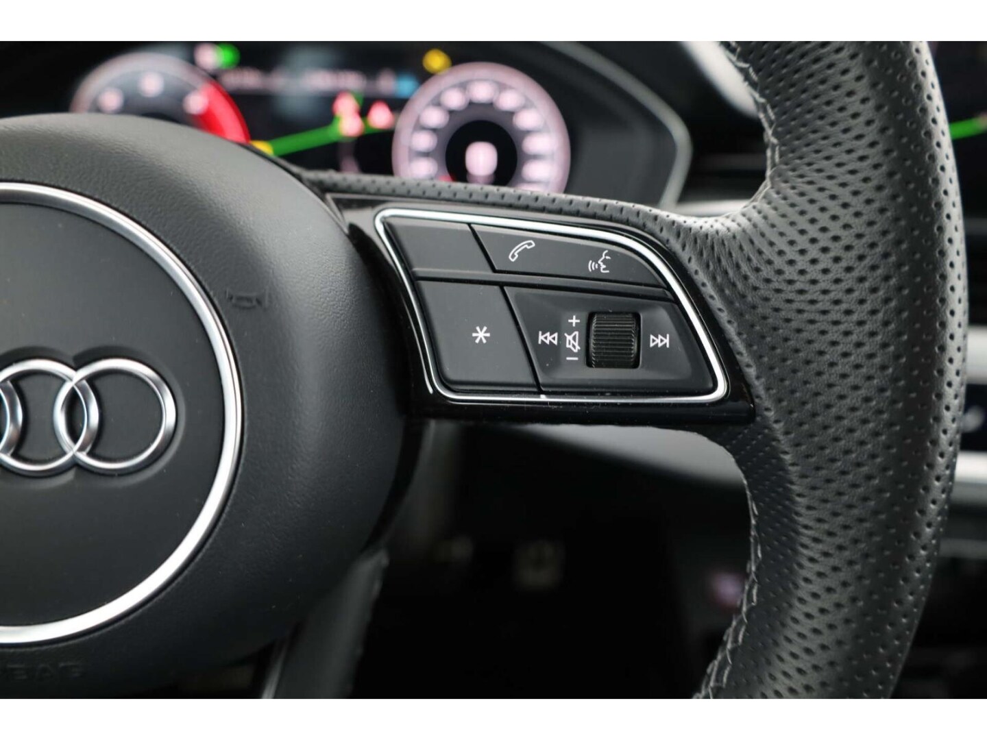 Bild über - für weitere Informationen kontaktieren Sie den Audi Partner