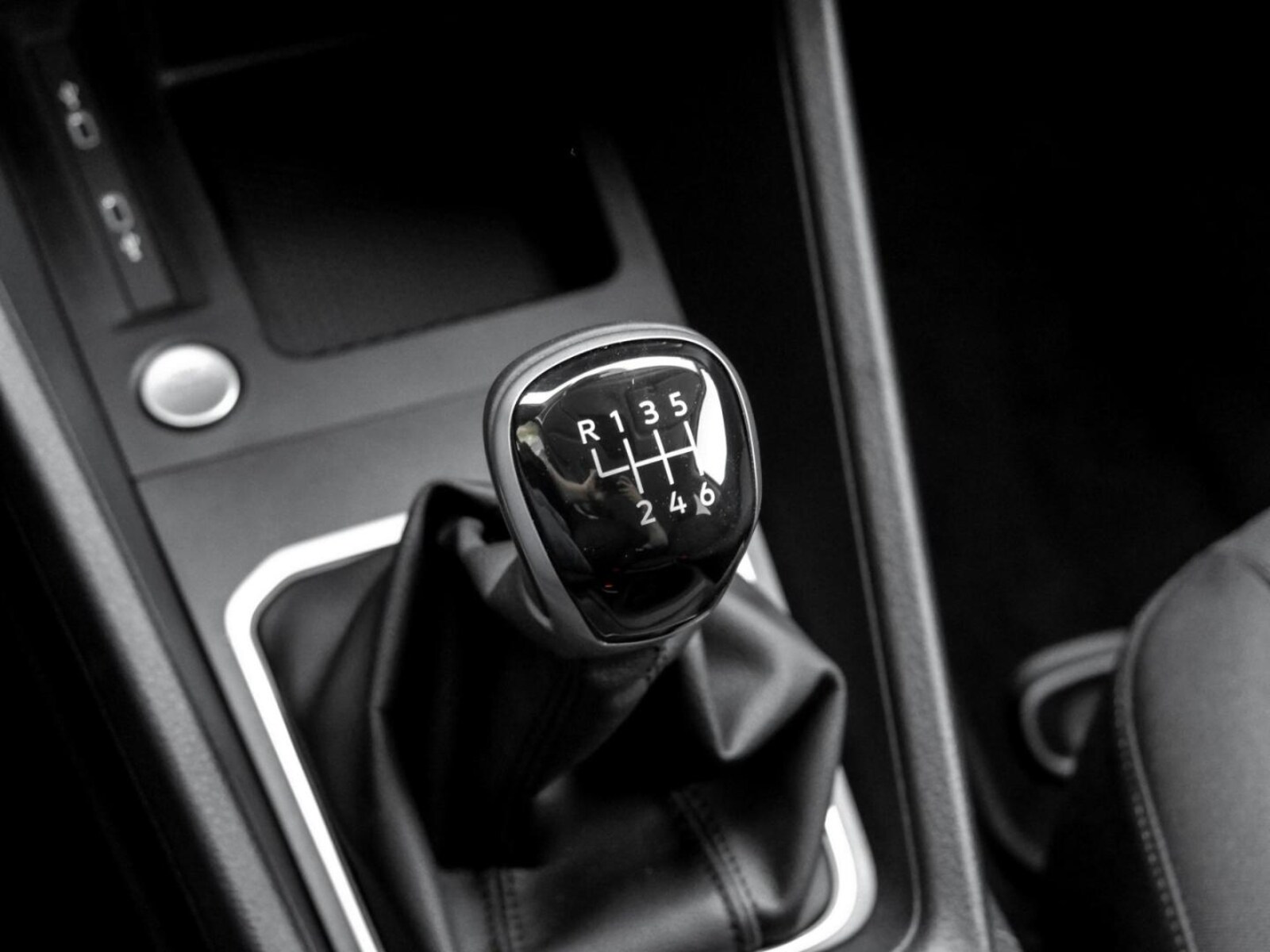 Volkswagen Caddy – Bild 10