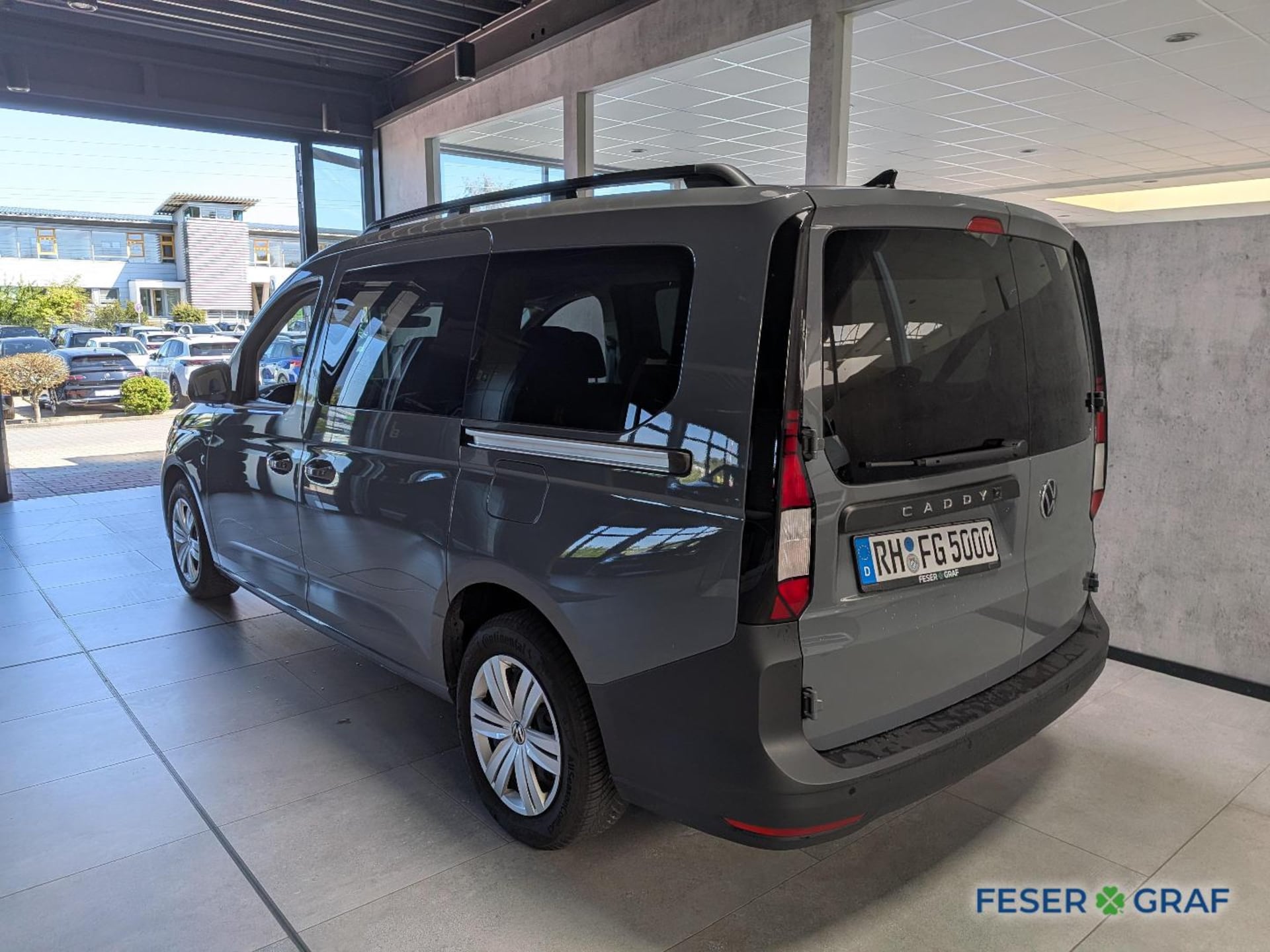 Volkswagen Caddy Maxi Basis-Modell