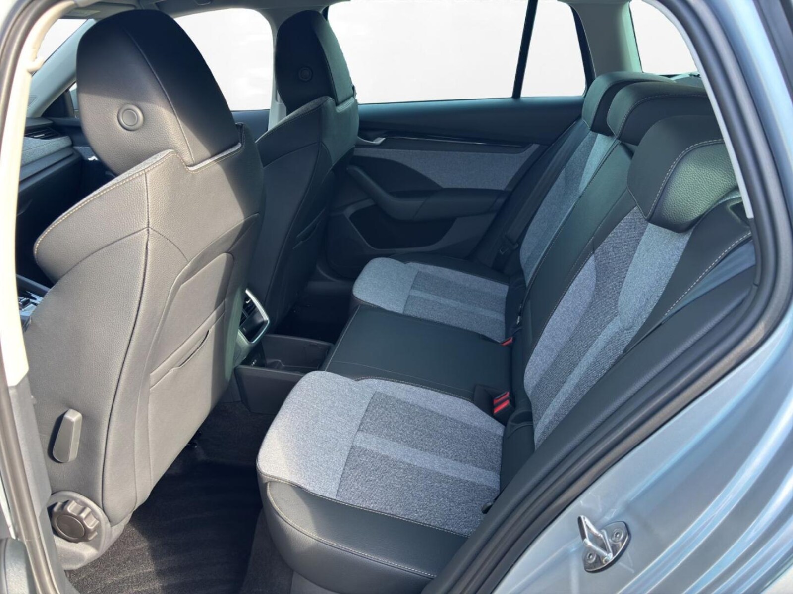 Škoda Octavia Combi – Bild 12
