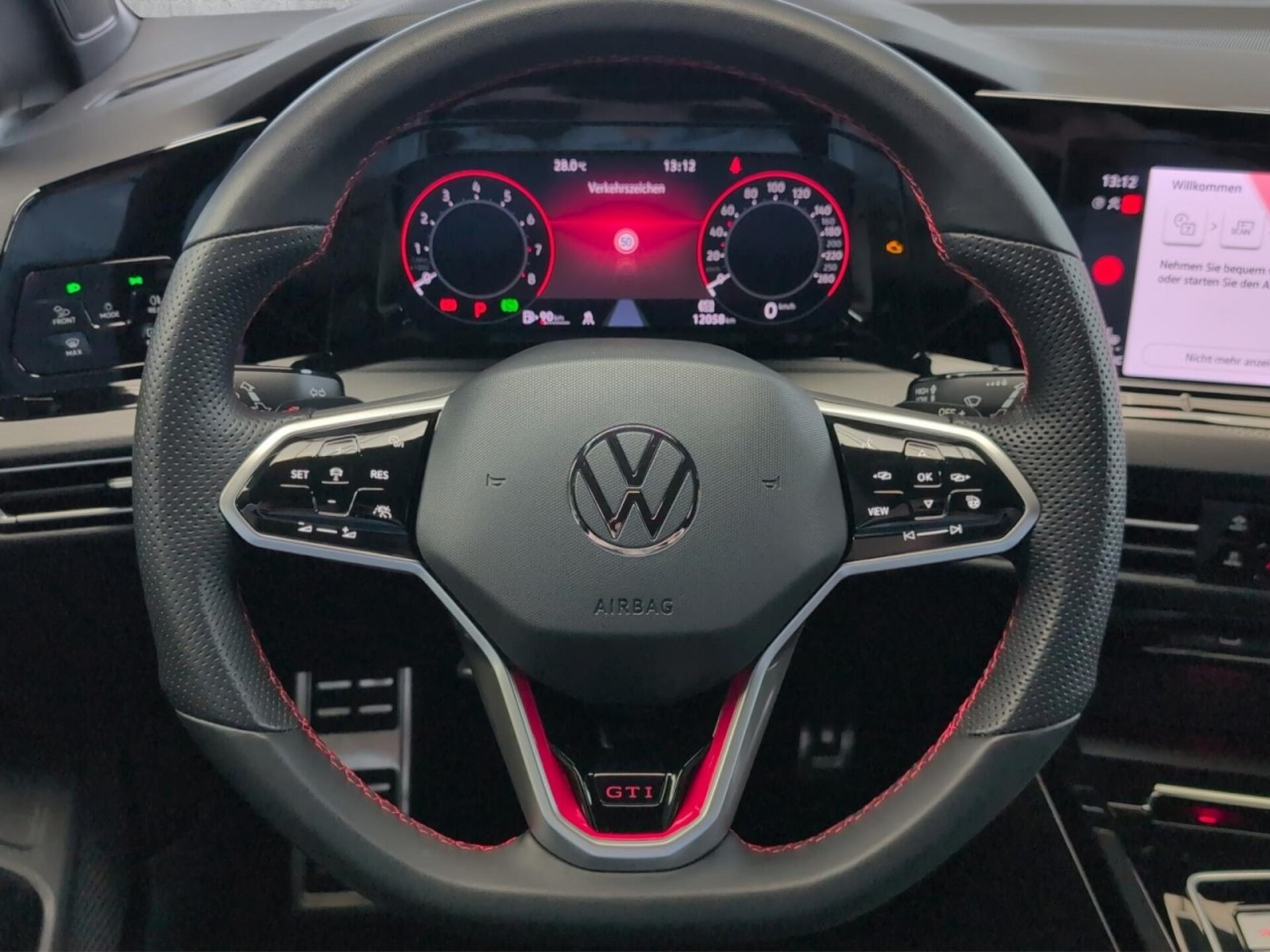 Volkswagen Golf GTI