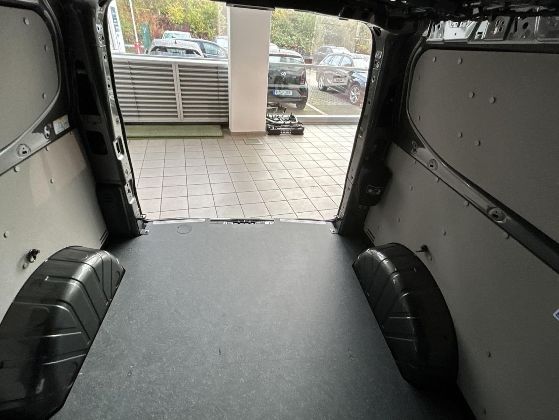 Volkswagen Transporter Kasten langer Radstand Plus