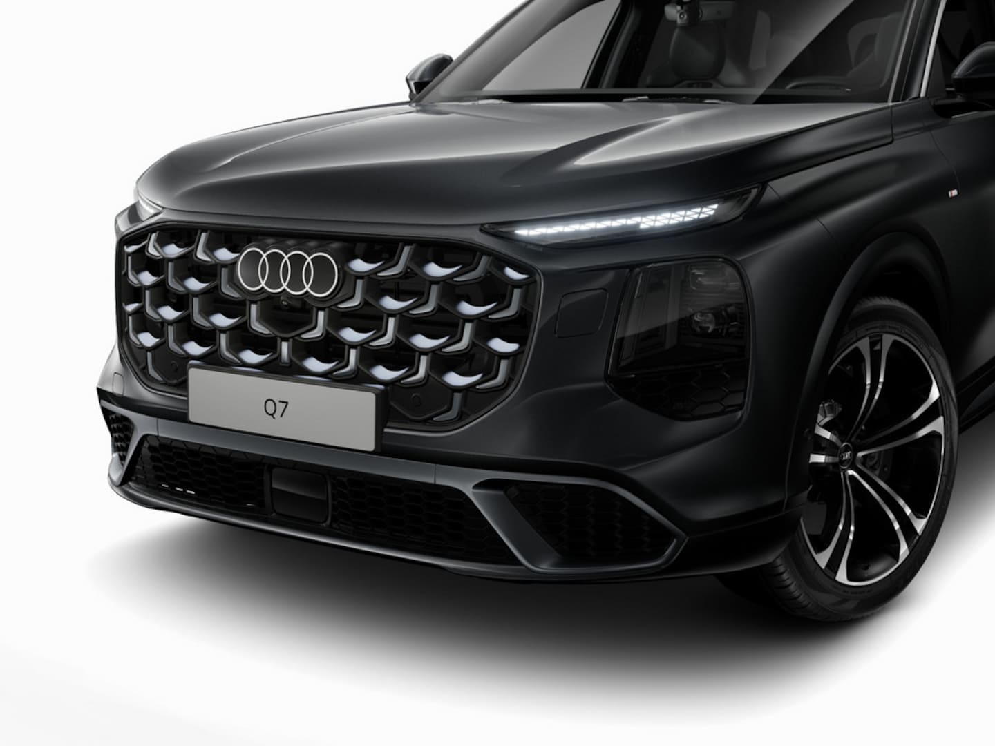 Bild über Audi Q7 SUV TDI quattro 220 kW tiptronic - für weitere Informationen kontaktieren Sie den Audi Partner