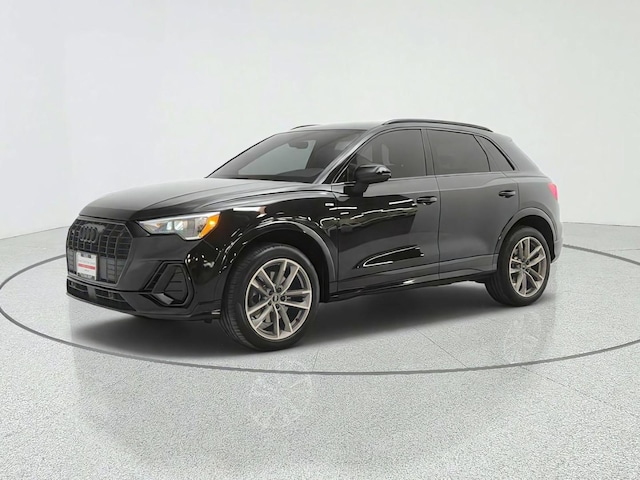 2022 Audi Q3