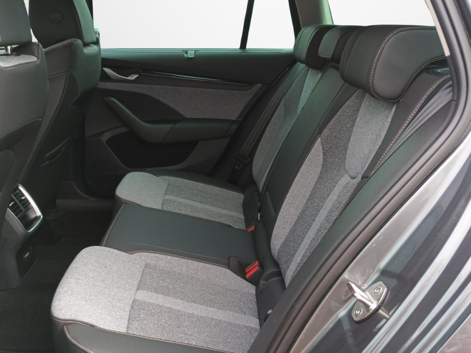 Škoda Octavia Combi – Bild 11