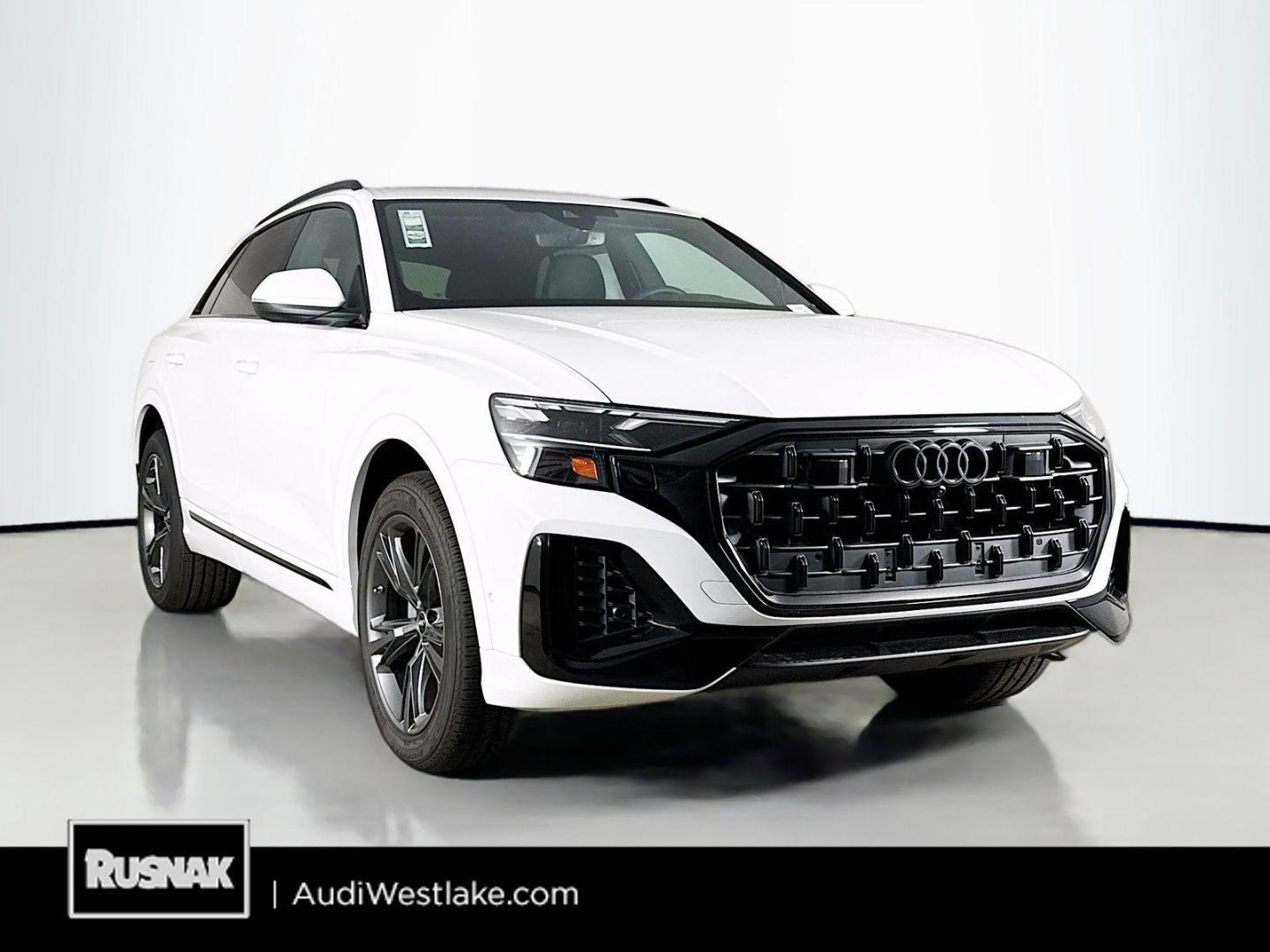 2026 Audi Q8 55 Premium quattro Tiptronic's photo