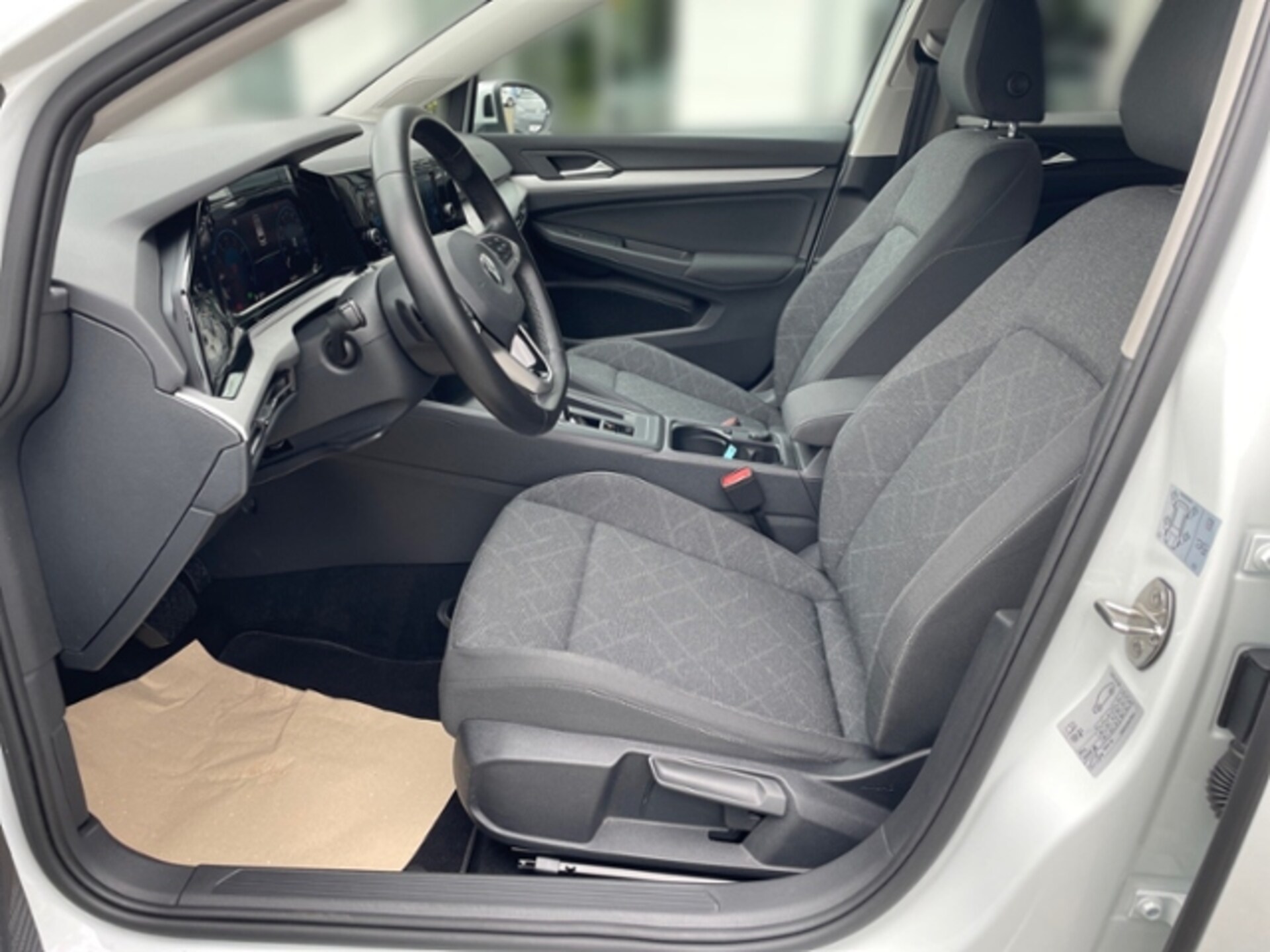 Volkswagen Golf Variant Life