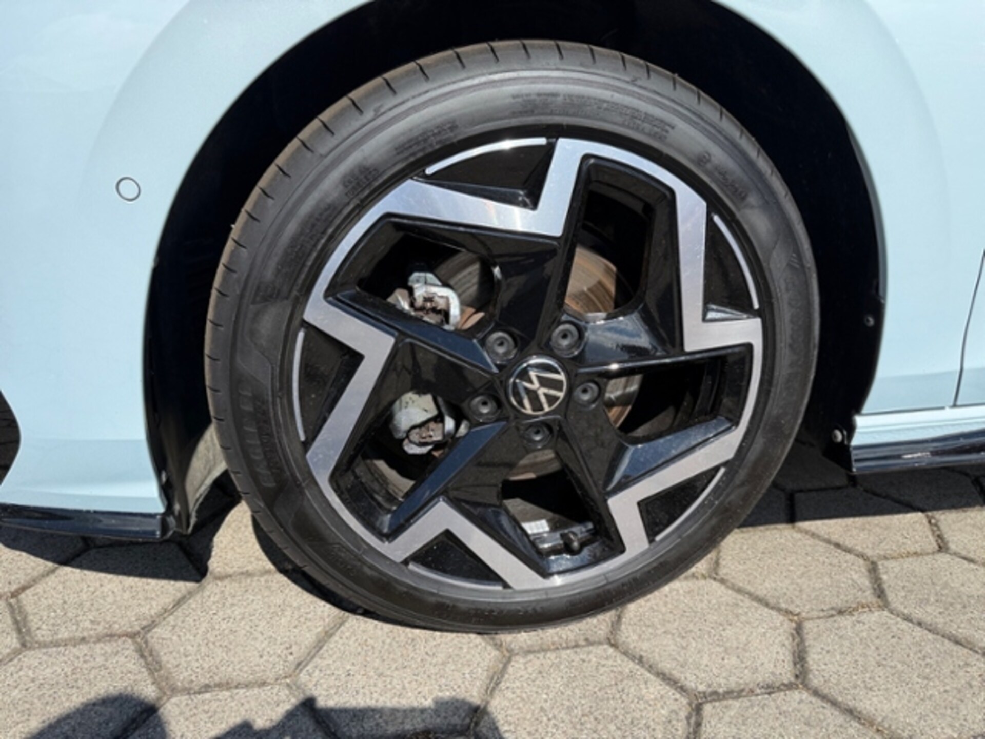 Volkswagen Golf R-Line