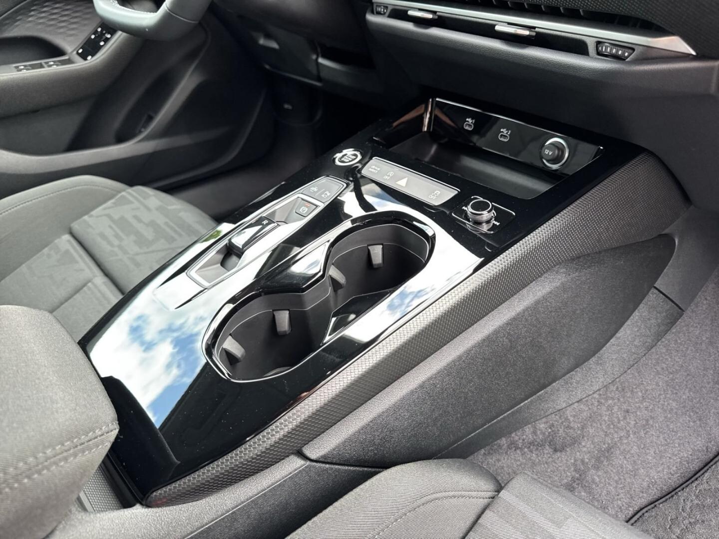 Bild über Audi A5 Avant TFSI S tronic - für weitere Informationen kontaktieren Sie den Audi Partner
