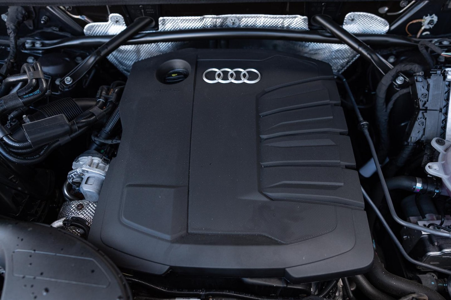 Image about Audi Q5 Sport 40 TDI quattro S tronic