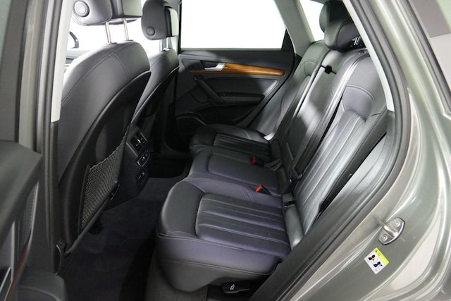 2023 Audi Q5 Premium Plus - Photo 11