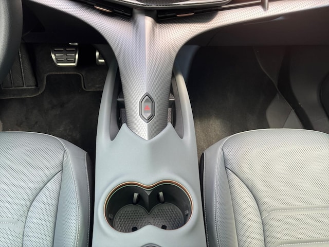 Bild des Autos 8
