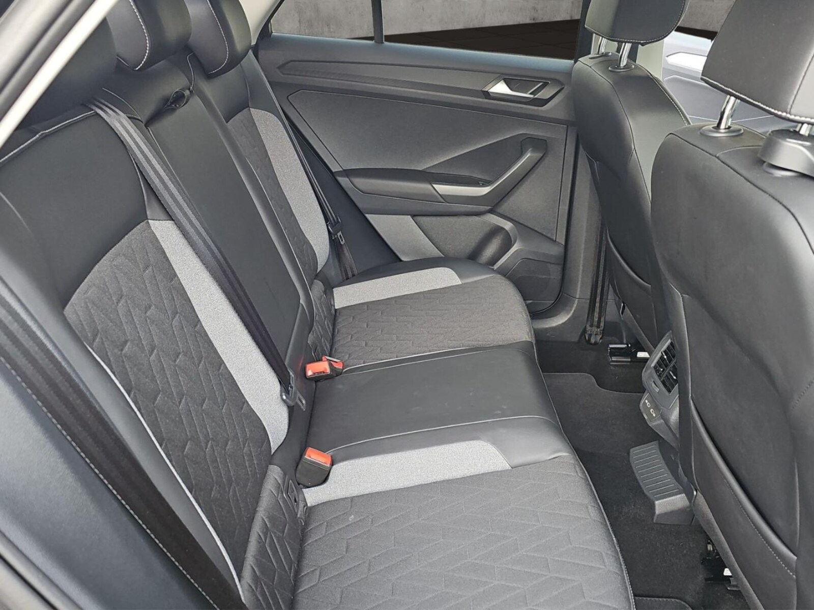 Volkswagen T-Roc – Bild 17