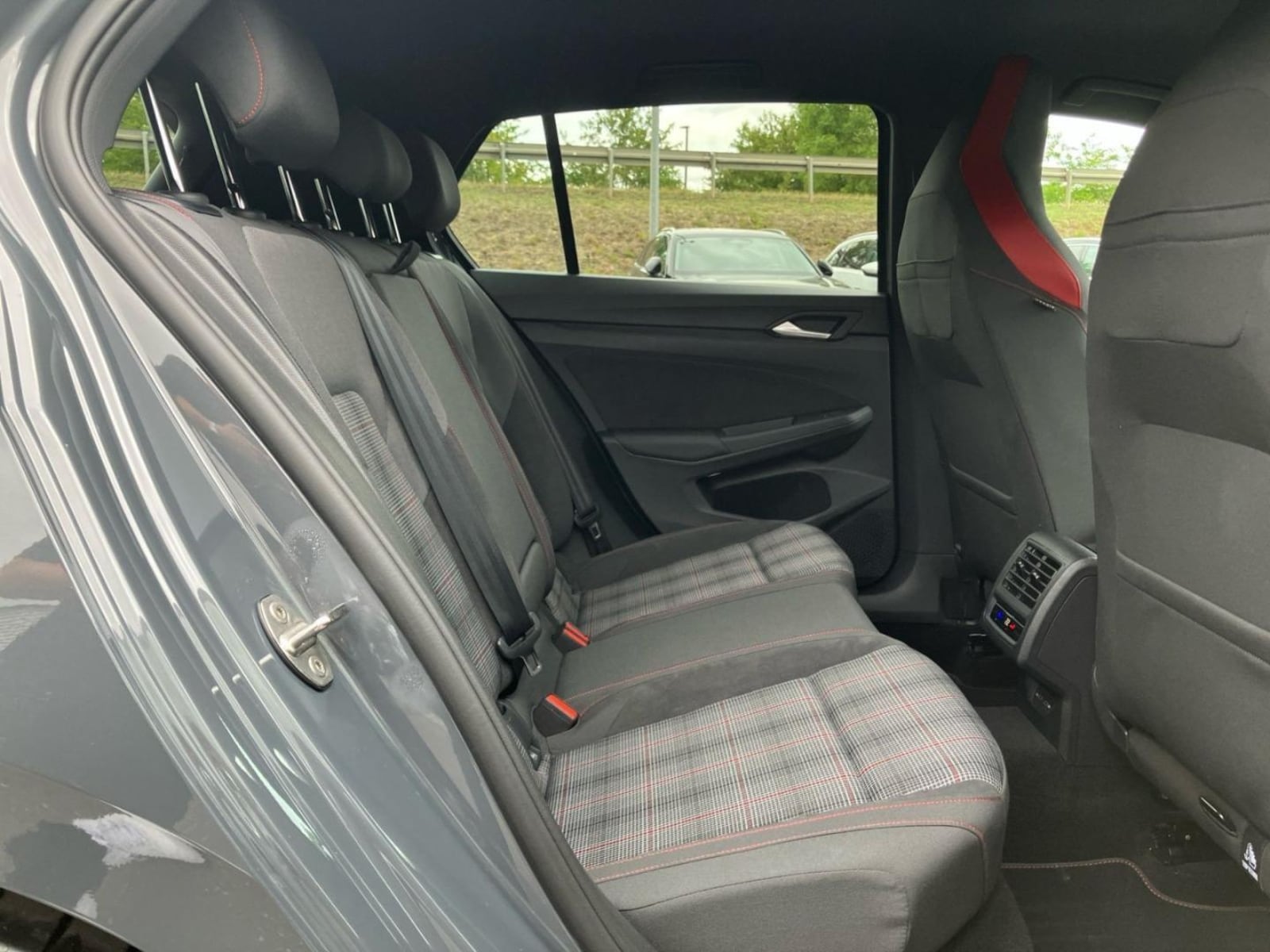 Volkswagen Golf – Bild 12