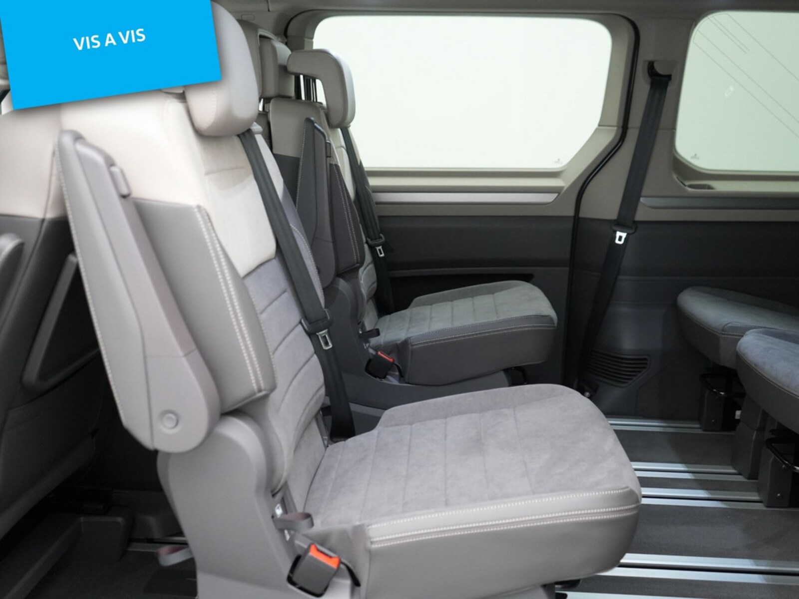 Volkswagen Multivan Langversion – Bild 12