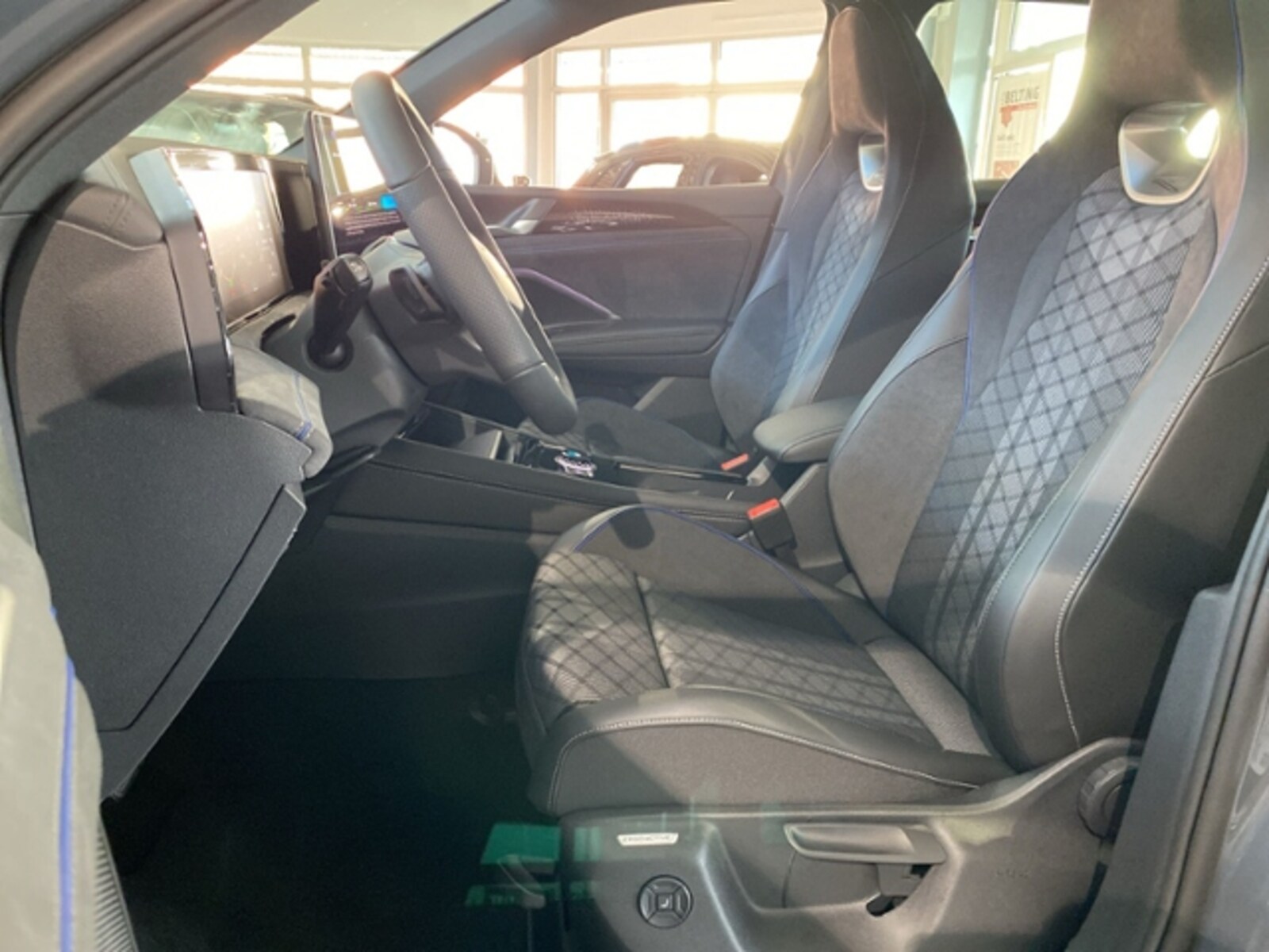 Volkswagen Tiguan – Bild 10