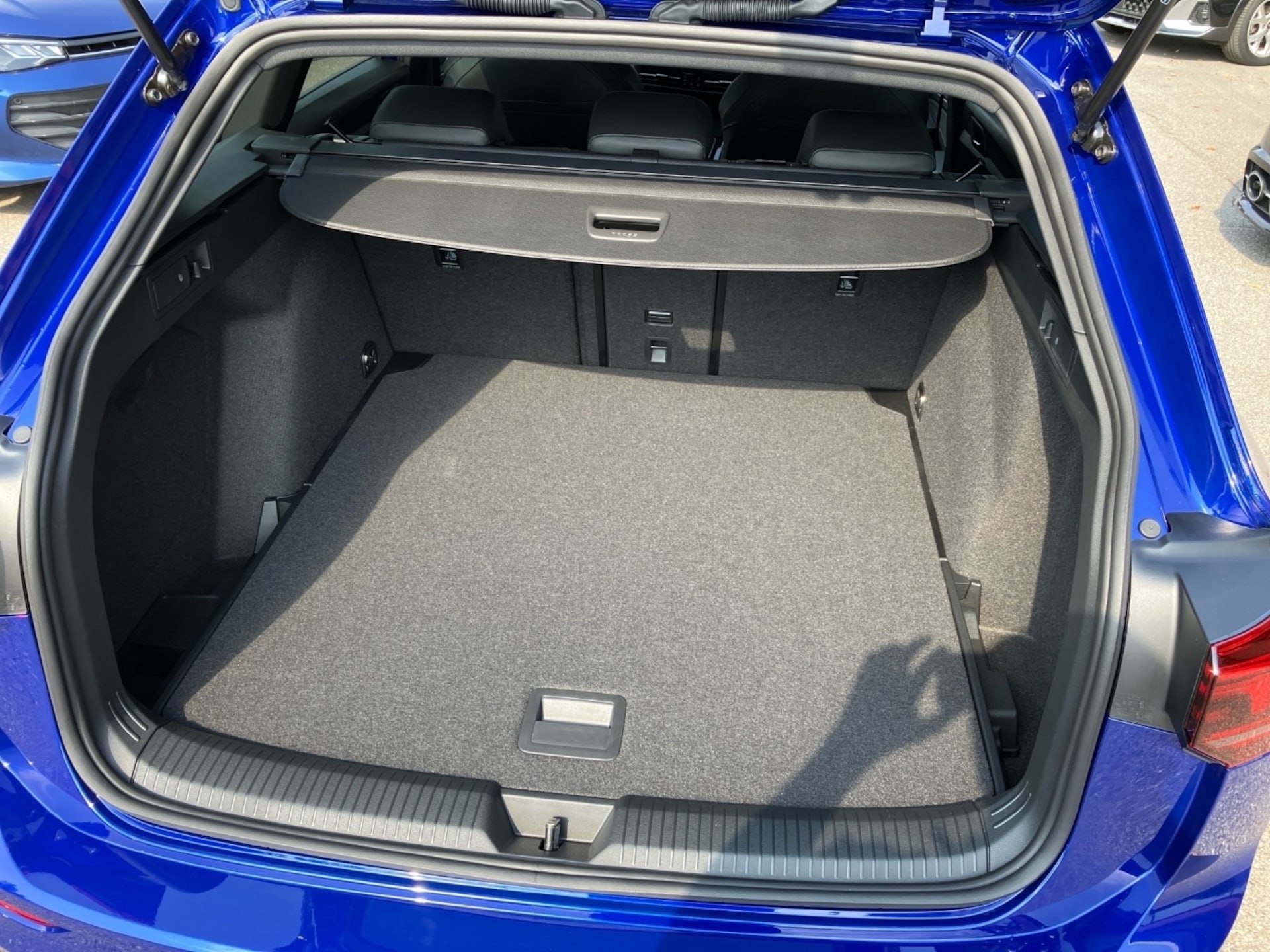 Volkswagen Golf Variant R-Line