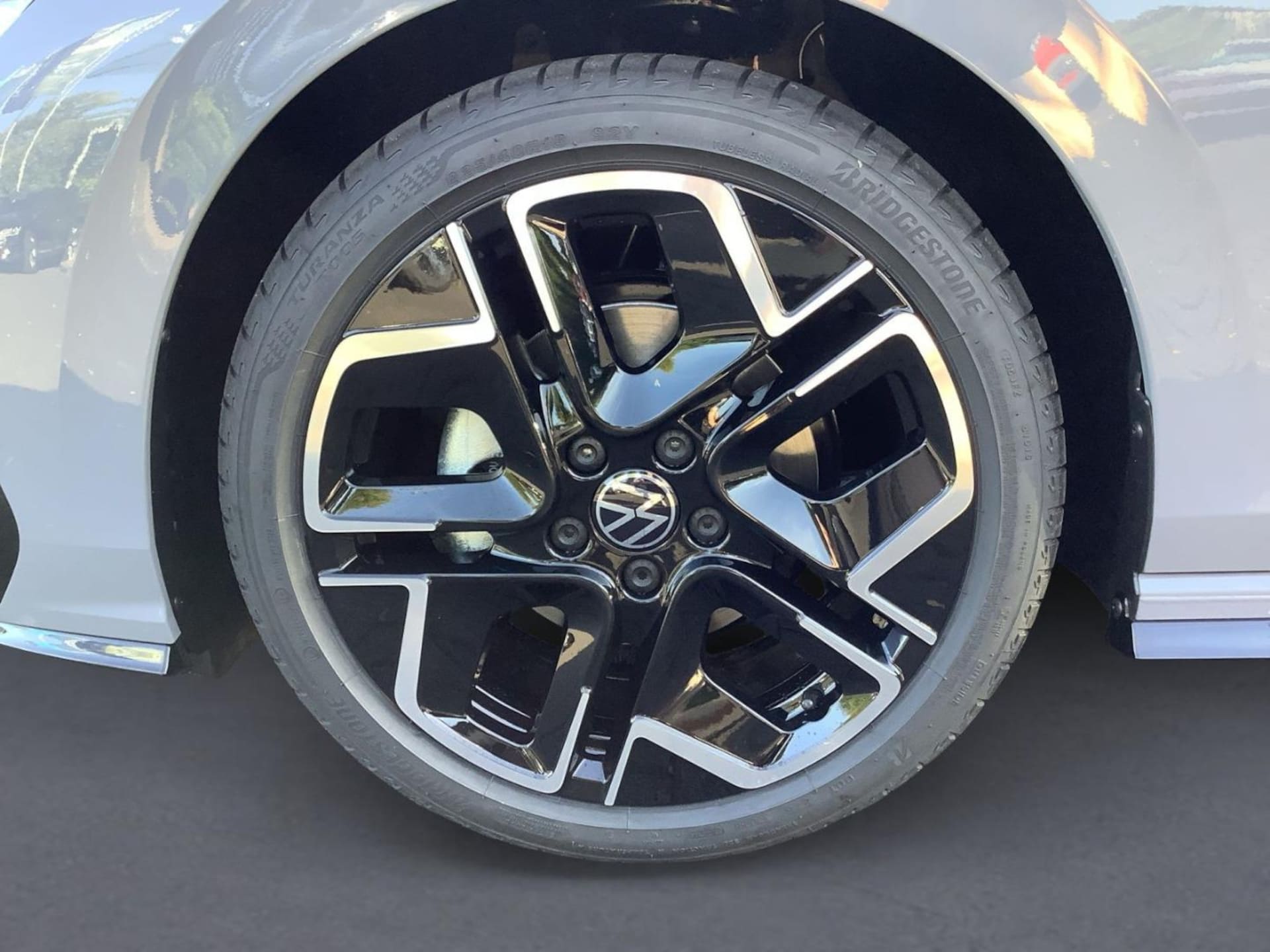 Volkswagen Golf R-Line