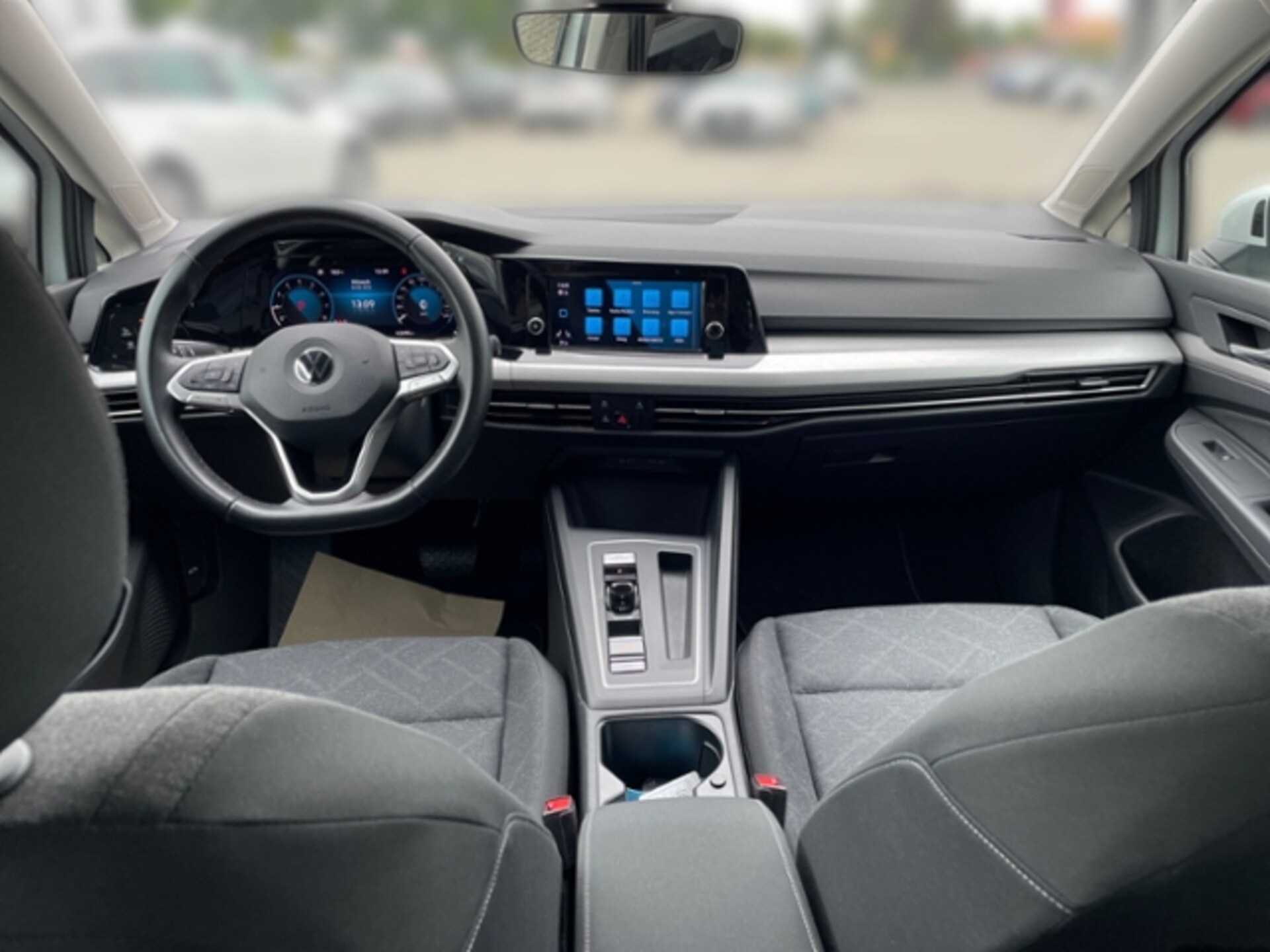 Volkswagen Golf Variant Life