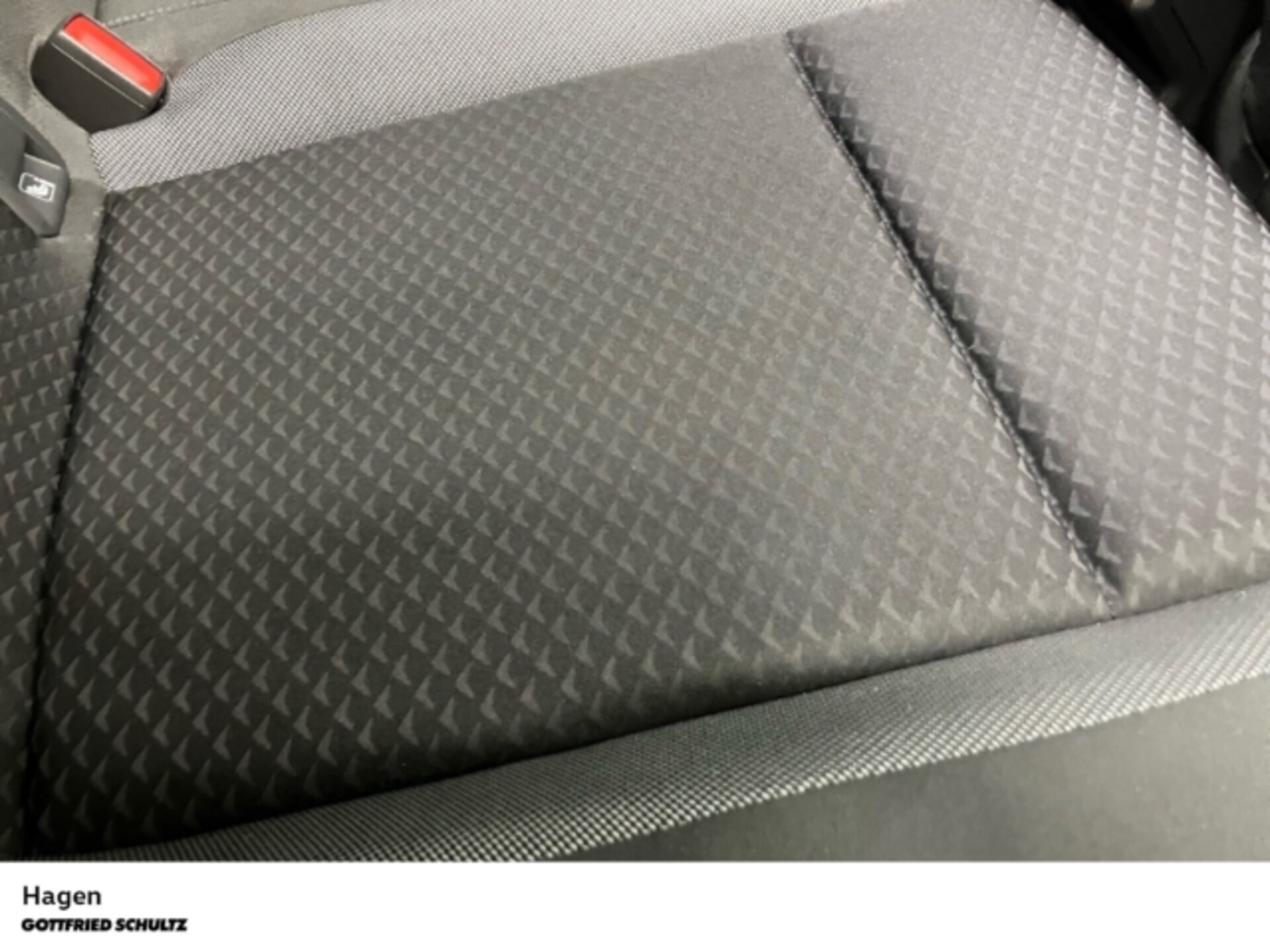 Volkswagen Golf Active