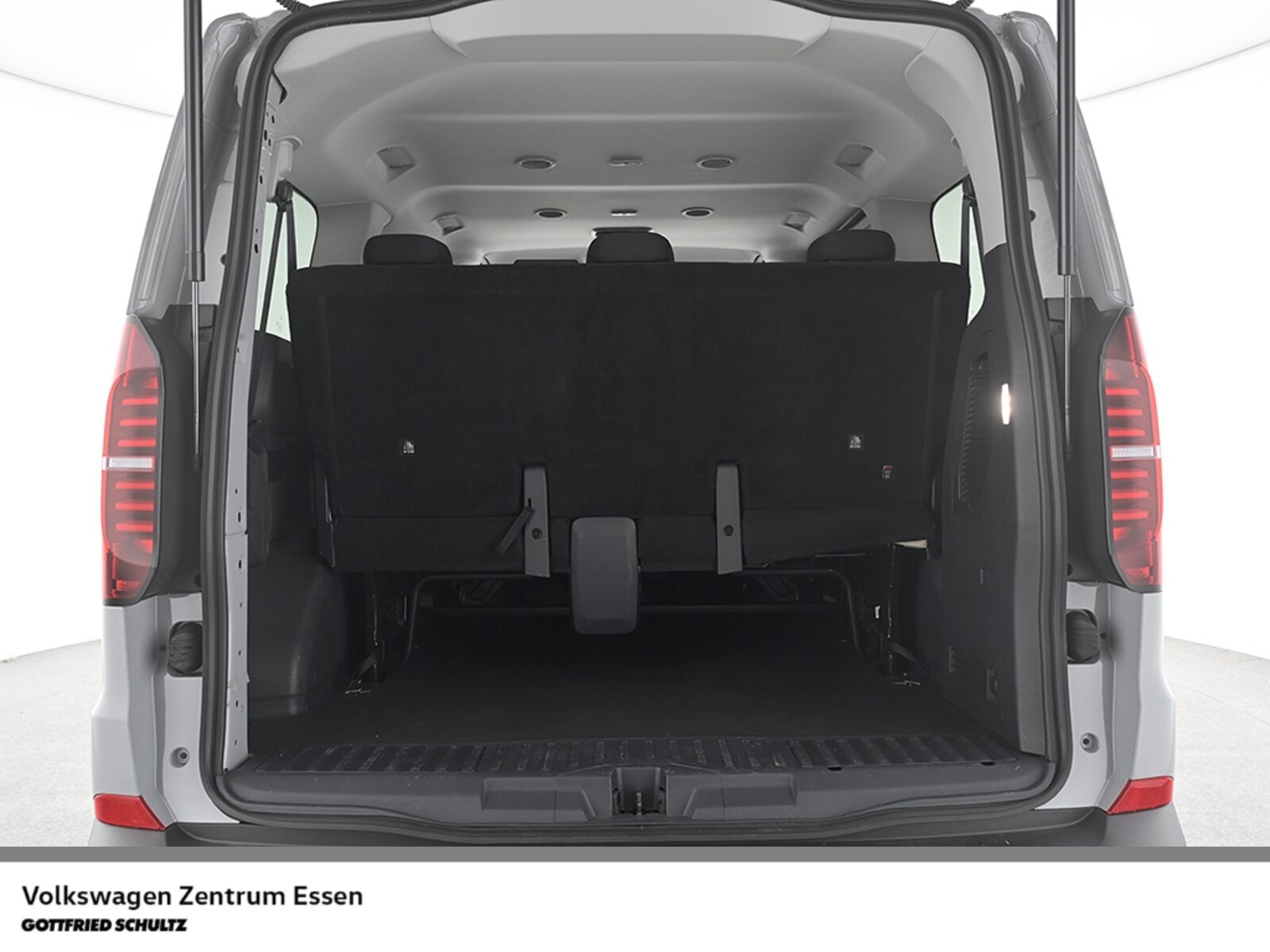 Volkswagen Transporter Kombi kurzer Radstand – Bild 8