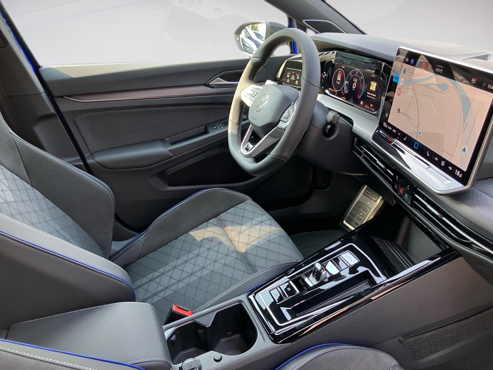Volkswagen Golf Variant R-Line