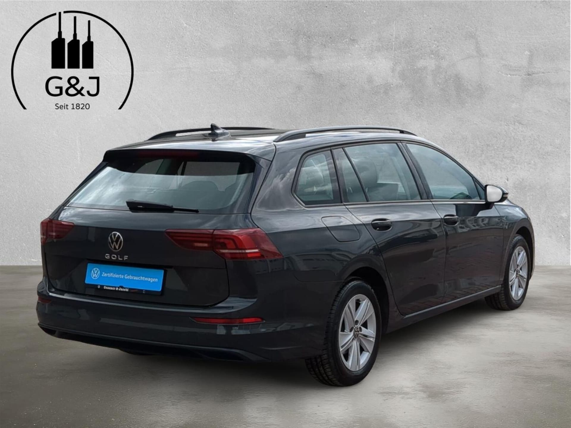 Volkswagen Golf Variant Life