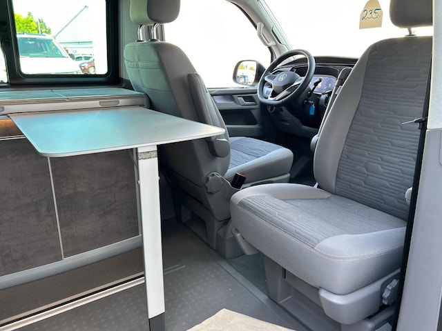 Volkswagen T6.1 California