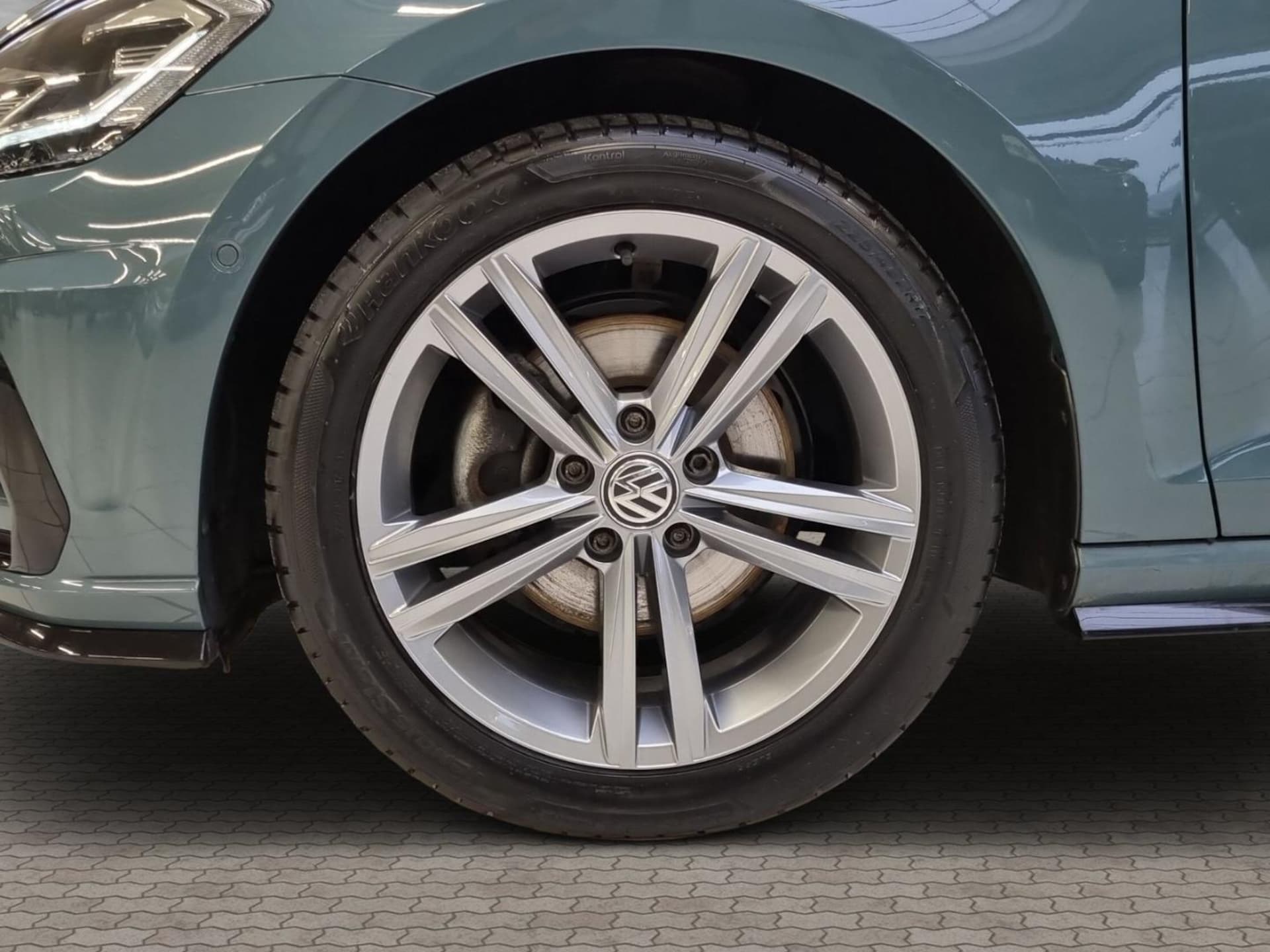 Volkswagen Golf IQ.DRIVE