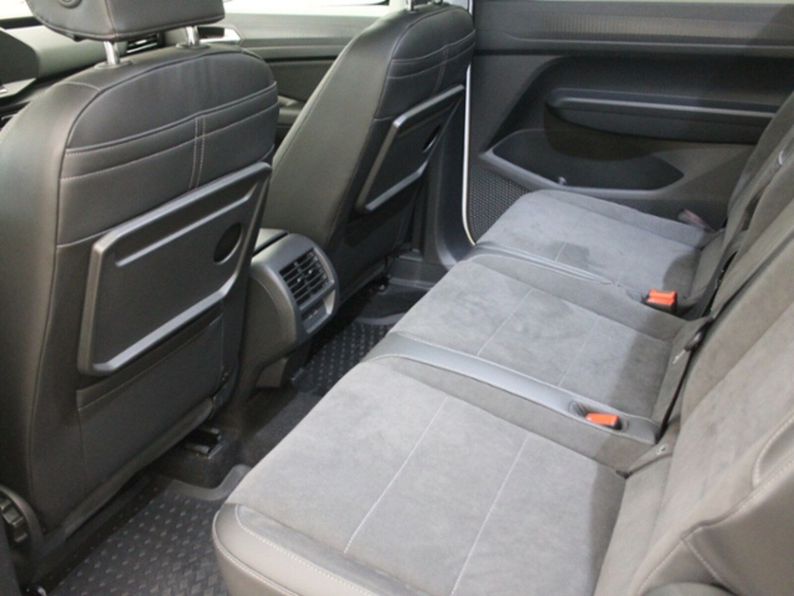 Volkswagen Caddy Maxi – Bild 10