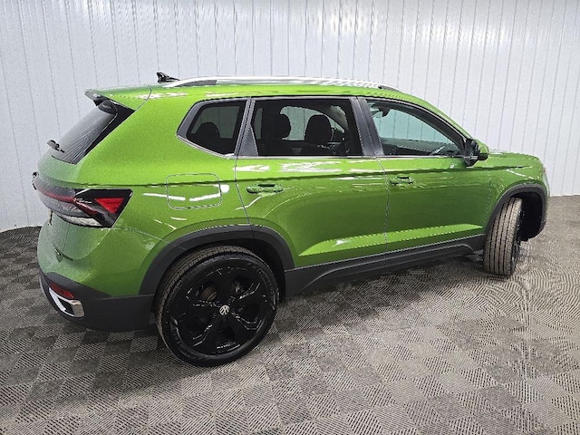 2025 Volkswagen Taos