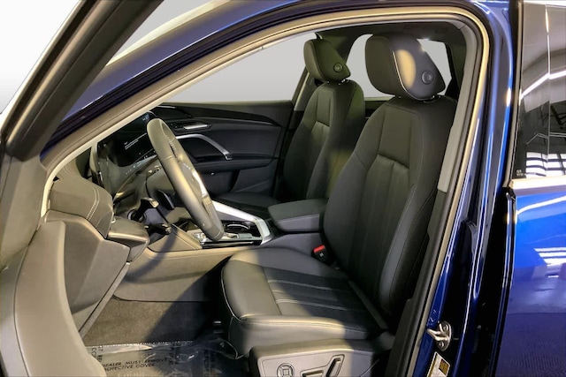 2025 Audi Q5 Premium - Photo 9