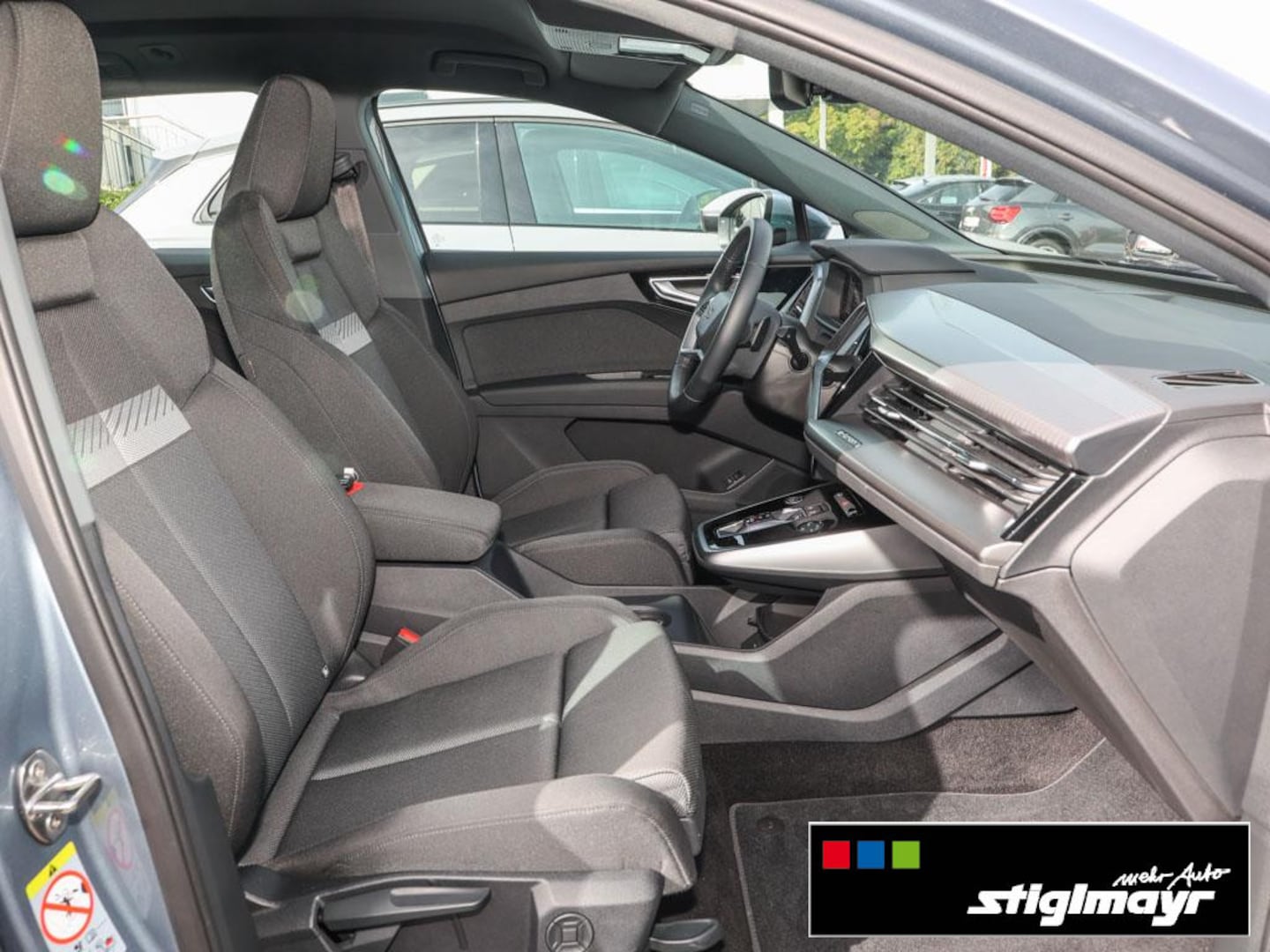 Bild über Audi Q4 e-tron 45 e-tron quattro - für weitere Informationen kontaktieren Sie den Audi Partner