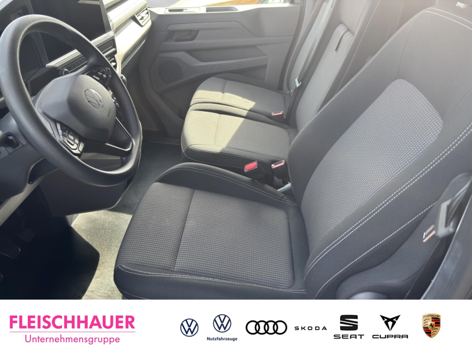 Volkswagen Transporter Kasten kurzer Radstand – Bild 11