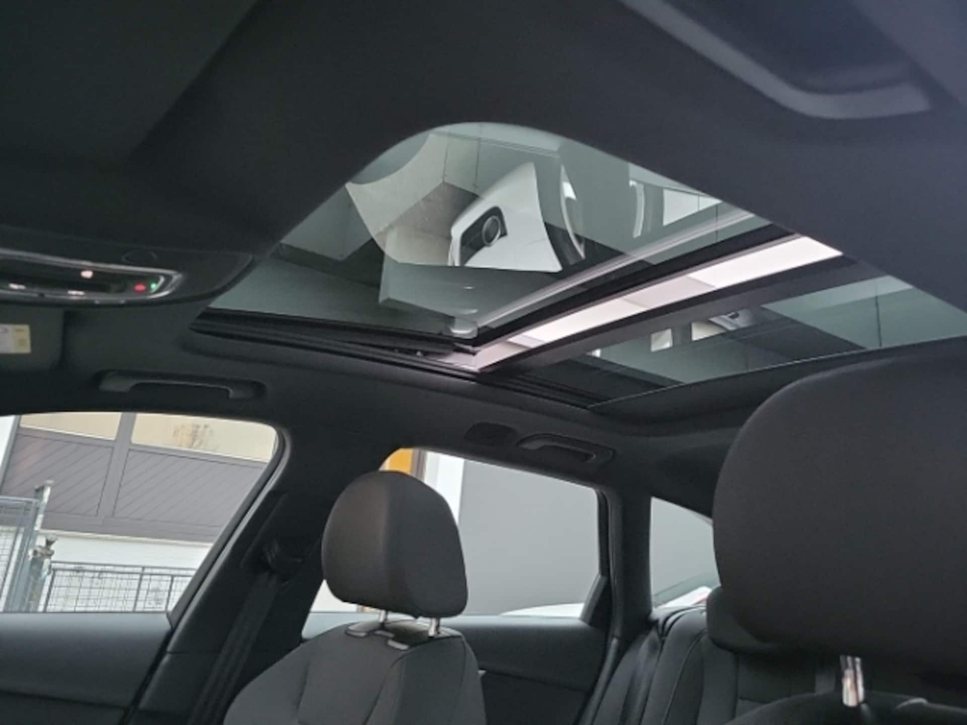 Audi A4 Avant S line
