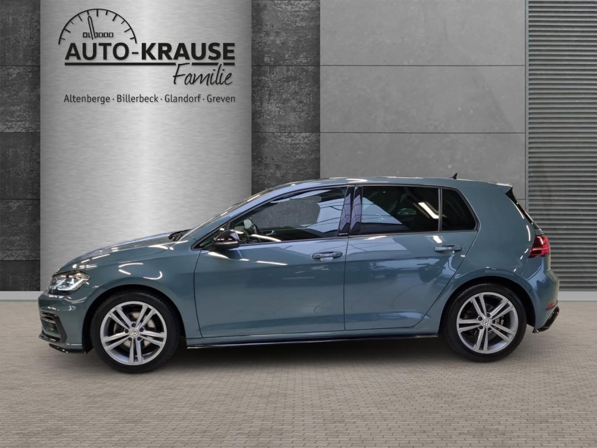 Volkswagen Golf IQ.DRIVE