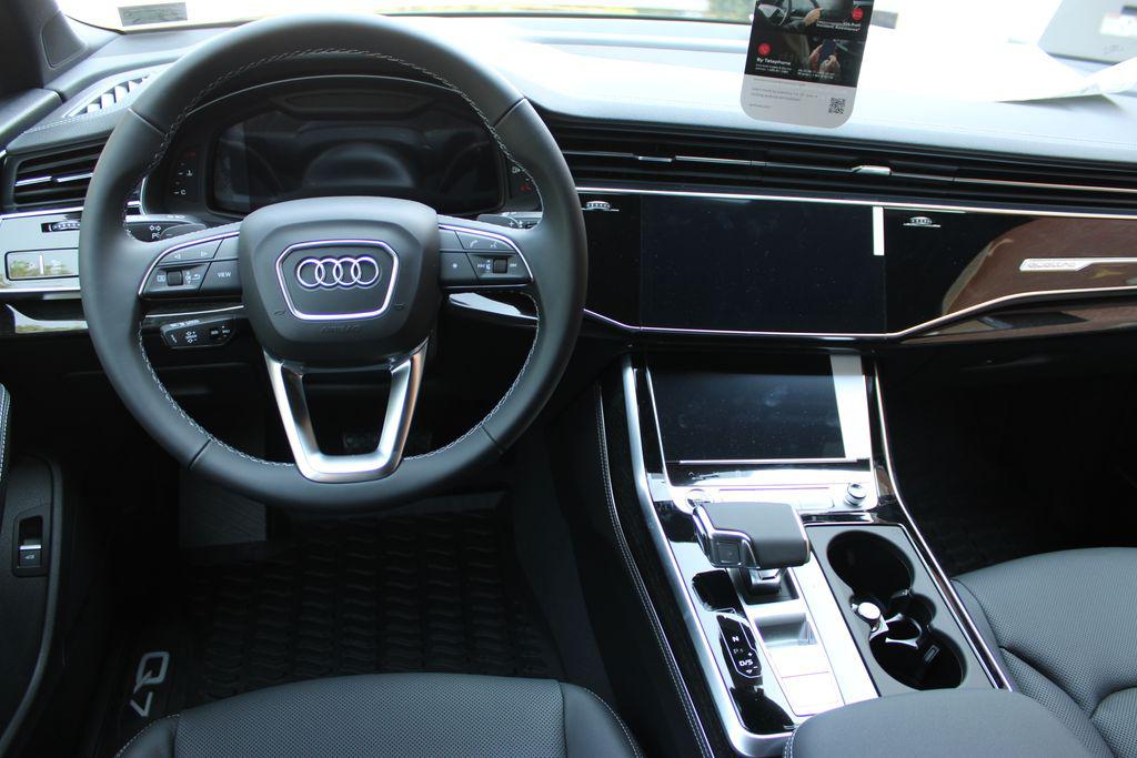 2025 Audi Q7 Premium Plus - Photo 10