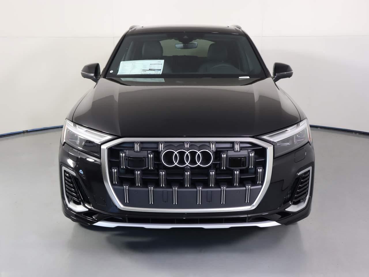 2025 Audi Q7 Premium Plus - Photo 4