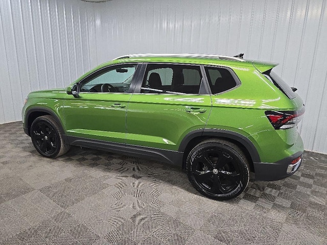 2025 Volkswagen Taos