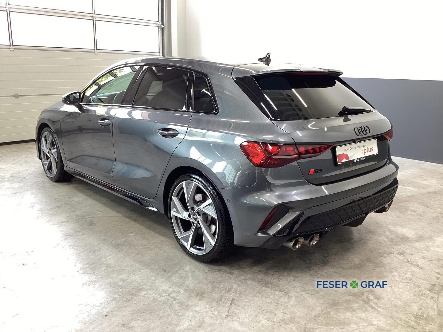 Bild über Audi S3 Sportback TFSI quattro S tronic - für weitere Informationen kontaktieren Sie den Audi Partner