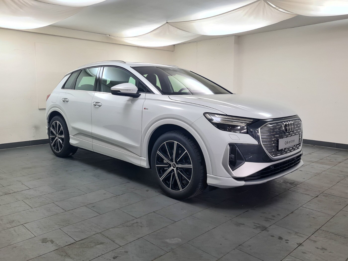 Image about Audi Q4 e-tron 55 e-tron quattro