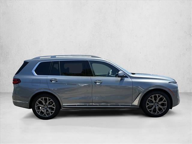 2024 BMW X7