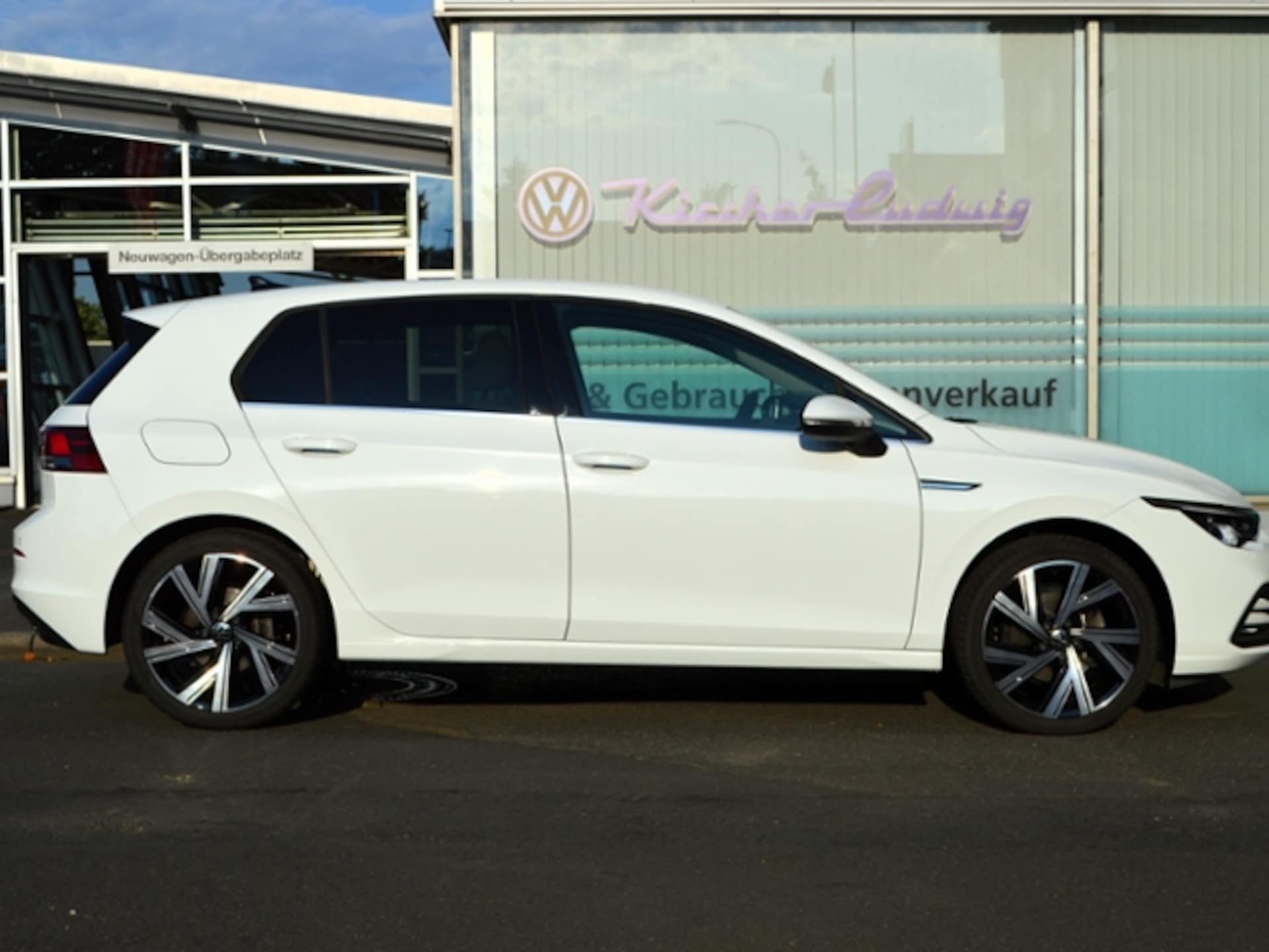 Volkswagen Golf Style