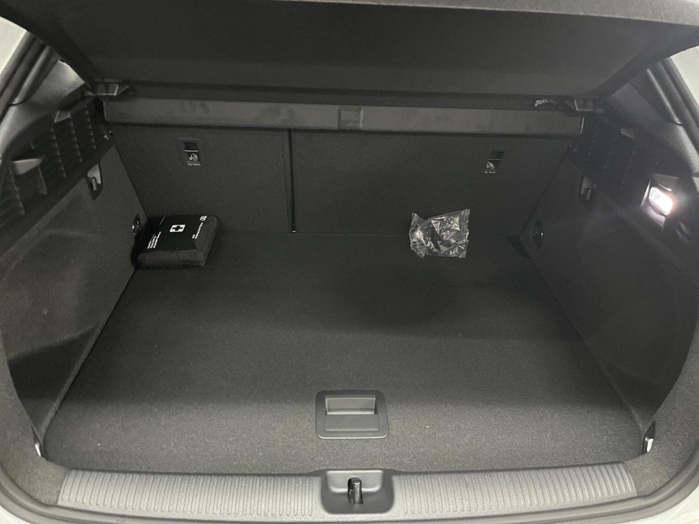 Bild über Audi Q2 S line 35 TFSI S tronic - für weitere Informationen kontaktieren Sie den Audi Partner