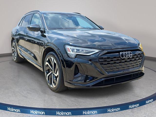 2024 Audi Q8 e-tron