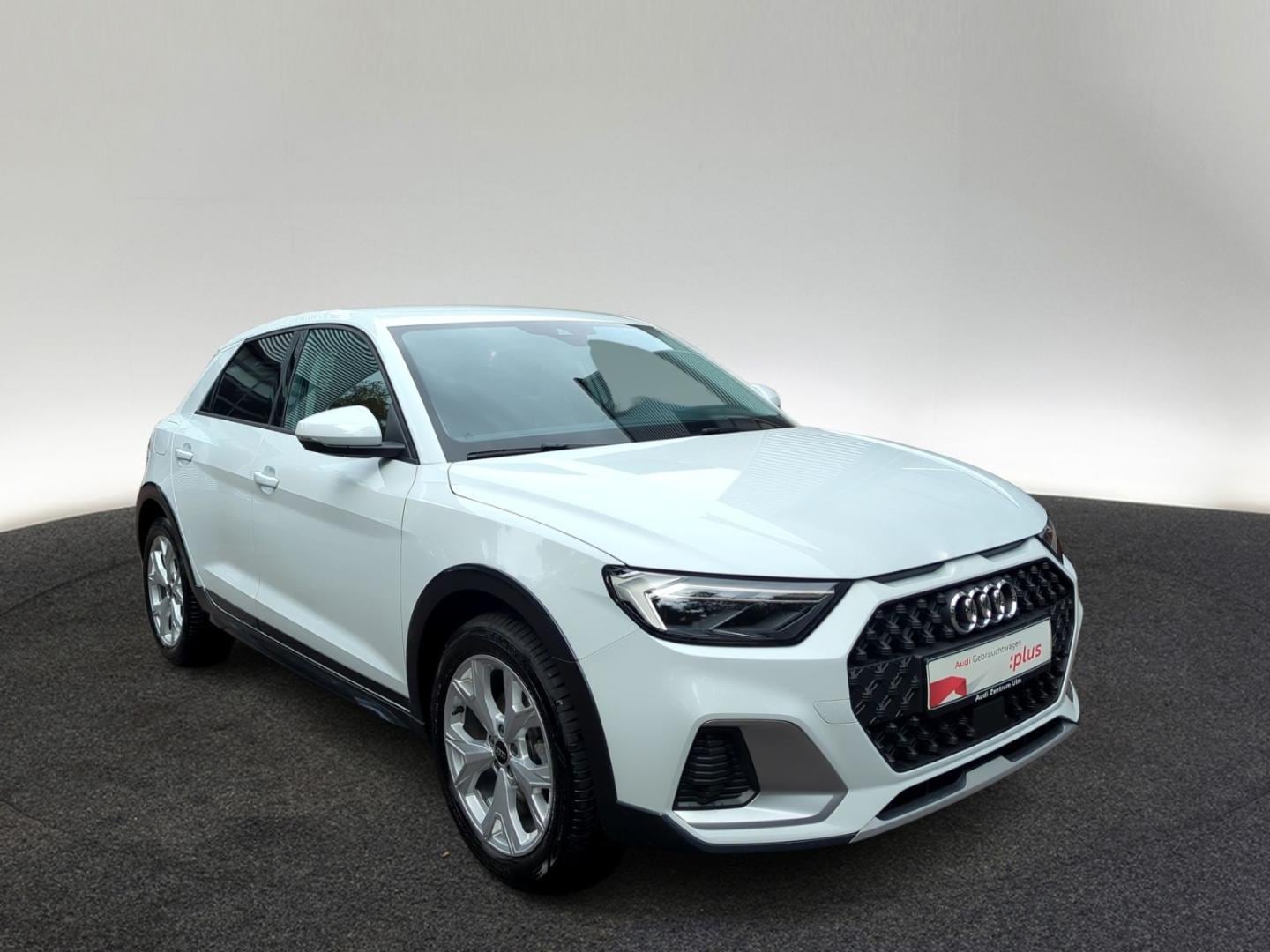 Bild über Audi A1 allstreet 30 TFSI Schaltgetriebe - für weitere Informationen kontaktieren Sie den Audi Partner